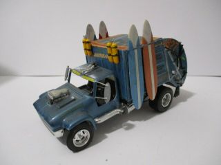 Monogram Garbage Truck Hot Surf Party Show Rod Vintage Built 1/24 Model Car Kit