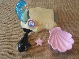 Vintage Kenner Littlest Pet Shop Sea World Baby Shamu Seashell Cradle 2