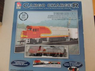 Life Like Trains Ho Scale Railroad Cargo Charger Electric Train Set Santa Fe