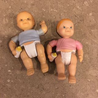 1998 Fisher Price Loving Family Dollhouse Twins Girl Boy Baby Car Seats Carrier