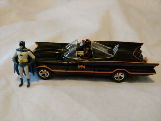 Jada Toys Dc Comics 1966 Classic Tv Series Batmobile Batman And Robin Figures