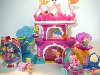 My Little Pony Ponyville Mermaid Castle & Dolphin Carriage,  Pony 