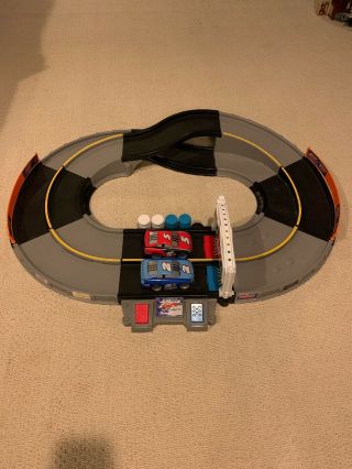 Fisher Price Shake N Go Speedway Race Track 2 Cars