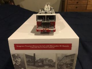 TWH Collectibles 094 - 01151 London Fire Department Seagrave Tiller Truck 2