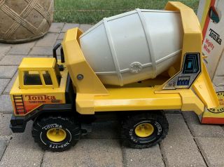 Vintage Tonka 20” Yellow Pressed Steel Electronic Cement Mixer Truck 3