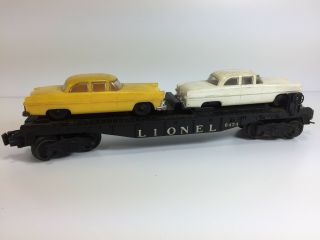 Vintage Lionel Postwar 6424 Flat Car With Yellow & White Cars O Scale