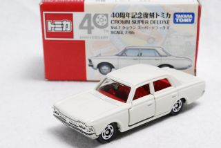 Tomica 40th Anniv.  Vol.  1 Toyota Crown Deluxe 1:65 Scale Toy Car