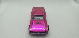 1969 HOT WHEELS RED LINE HOT PINK DODGE CUSTOM CHARGER WHITE INTERIOR 2