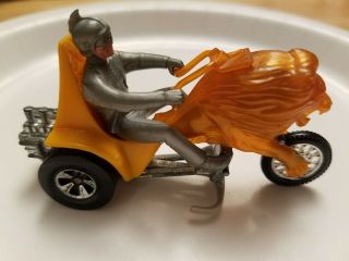 Vintage Hot Wheels Rrrumblers Centurion Lion And Silver Rider Yellow Motorcycle