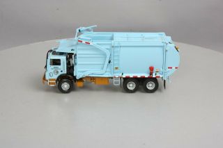 First Gear 19 - 3045 1:34 City of Chicago - Garbage Truck with Dumpster LN/Box 2