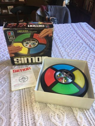Vintage 1986 Simon Says Battery Operated Electronic Game 4850 Complete