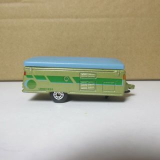 Old Diecast Matchbox Pop Up Camper With Man And Dog Inside In Green Top Goes Up