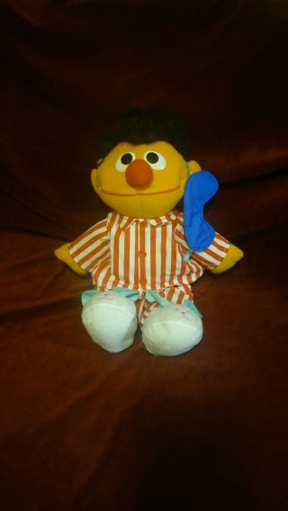 Tyco 1996 Sesame Street Sleep And Snore Ernie Talking & Singing Plush Doll 18 "