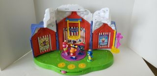 Nick Jr Backyardigans Bobblin Big Top Musical Circus Playset with Figures. 2