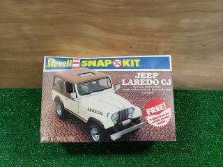 Revell 1981 Jeep Laredo Cj Re 1:32 Scale Plastic Model Kit Not Complete Parts