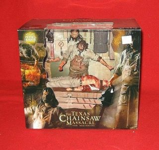 Neca Texas Chainsaw Massacre - The Beginning Boxed Set Action Figure