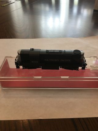 Atlas N Scale ALCO RS - 11 Loco Southern Pacific Engine Train 5721 2