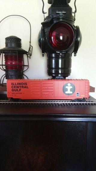 Atlas O Scale 2 Rail Master Rolling Stock Box Car With Sliding Doors.