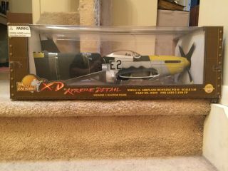 The Ultimate Soldier P - 51 D Mustang Plane With Pilot 1:18 Scale Toys R Us Exclus