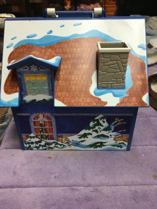 Playmobil 5755 My Take Along Holiday Home Santa ' s Workshop House Carry Case 2