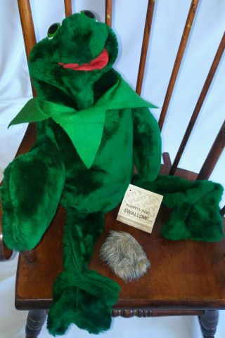 Plush Puppets That Swallow Hand Crafted Green Frog 24 " Hairy Bug / Instructions