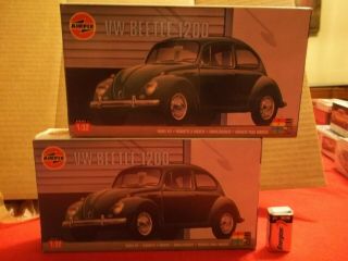 Two Model Kits 1/32 Unbuilt " Volkswagen Vw Beetle 1200 " - - Airfix 02416