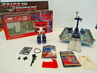 1984 Vintage G1 Transformers Autobot Optimus Prime 100 Complete