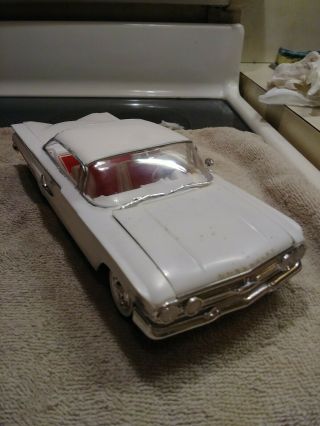 1960 Chevy Impala Monogram 1:24 Scale Model Car