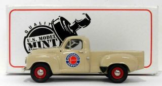 Us Model 1/43 Scale Us38s - 1952 Studebaker R5 Pick - Up - Shell Ivory