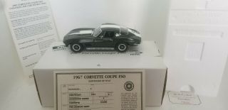 Danbury 1967 Chevrolet Corvette Coupe Fso 1/24 Title Box Care Guide Read