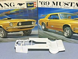 Revell 1969 Ford Mustang Coupe Kit H - 1261:200 Mpc Amt 1/25 Chassis Plate Only