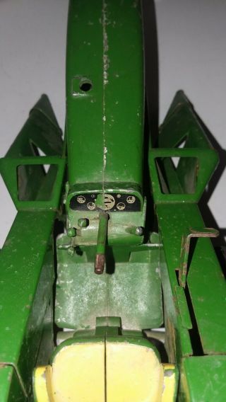 VINTAGE JOHN DEERE 3010 TRACTOR WITH CORN PICKER,  METAL CAST RIMS 3 POINT HITCH 3