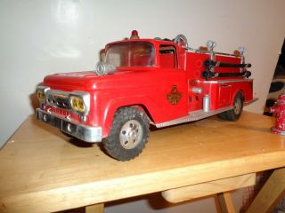 1958 Tonka Suburban Fire Engine Pumper Truck Ex,  With Hydrant