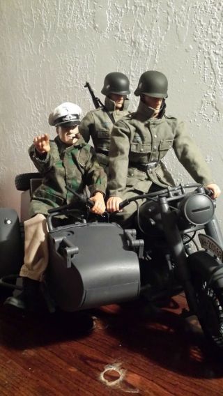 Ultimate Soldier 21th Cen Fov 1:6 German Motorcycle With Soldiers