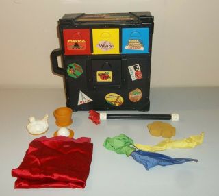 Vintage Fisher Price 999 - Magic Show Case And Tricks - 1982