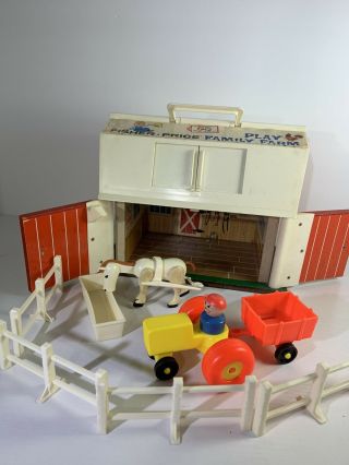 Vintage Fisher Price 1967 Little People Farm Still Moos Incomplete Made In Usa
