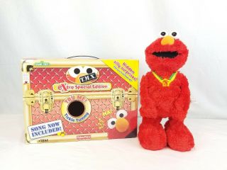 Tickle Me Elmo Extra Special Edition Vintage 2007 Fisher Price