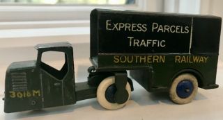 Vintage Dinky Toys Pre War 33a Mechanical Horse Trailer Southern Railways
