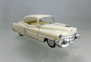 Kinsmart 1953 Cadillac Series 62 Pullback Car White Ivory 1:43 Scale - 2012