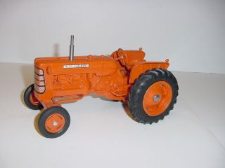 1/16 Vintage Allis Chalmers D - 17 Series 1 Tractor W/black Grill Hard To Find