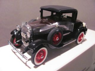 L.  E.  Danbury 1931 Ford Model A Coupe - Maroon,  1:24 Scale Diecast,  Mib