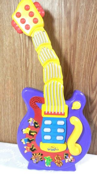 Wiggles Guitar Wiggly Giggly Singing Dancing Guitar Spin Master 2004