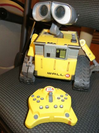 Disney Pixar Wall - E Robot With Remote Control