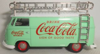M2 Machine Coca - Cola 1960 Volkswagen Delivery Van Green/white 2019 Loose