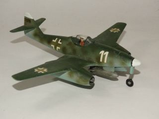 Me 262 Ww2 German Model Airplane Built 1/72