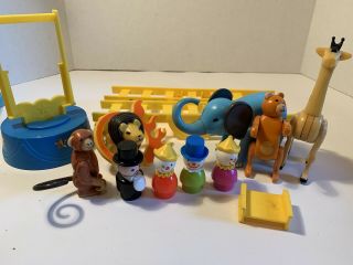 Vintage Fisher Price Little People Animal Circus Clowns Trapeze Elephant Monkey