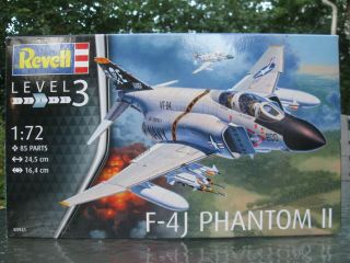 Revell Germany 1/72 F - 4j Phantom Ii Vf - 84 Uss Roosevelt 03941
