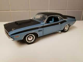 Hwy Highway 61 1970 Dodge Challenger T/a 50780 1/18 Diecast Model