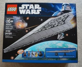 Lego Star Wars 10221 Star Destroyer Retired Set