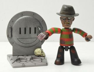 Freddy Krueger Nightmare On Elm Street Mezco Mez - Itz Action Figure Complete